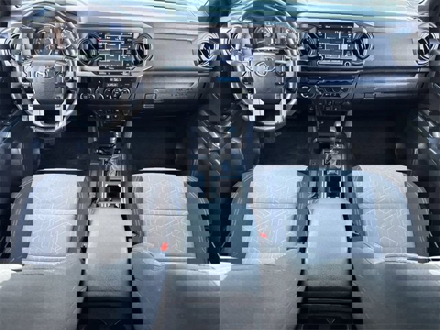 Used 2023 Toyota Tacoma TRD Sport image 11