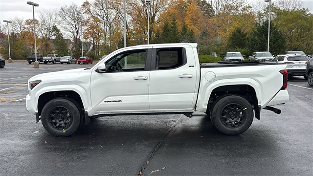 New 2025 Toyota Tacoma SR5 image 4