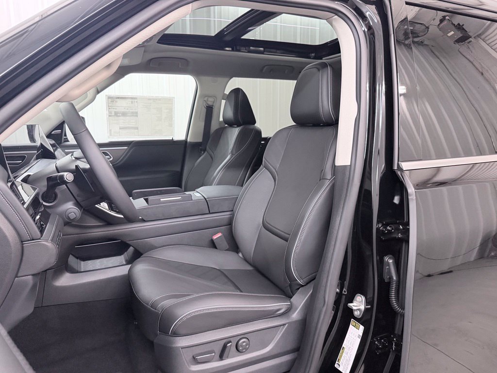 New 2027 INFINITI QX80 Luxe RWD image 13