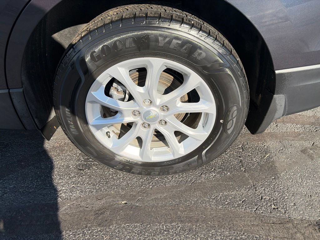 Used 2019 Chevrolet Equinox LT FWD image 11