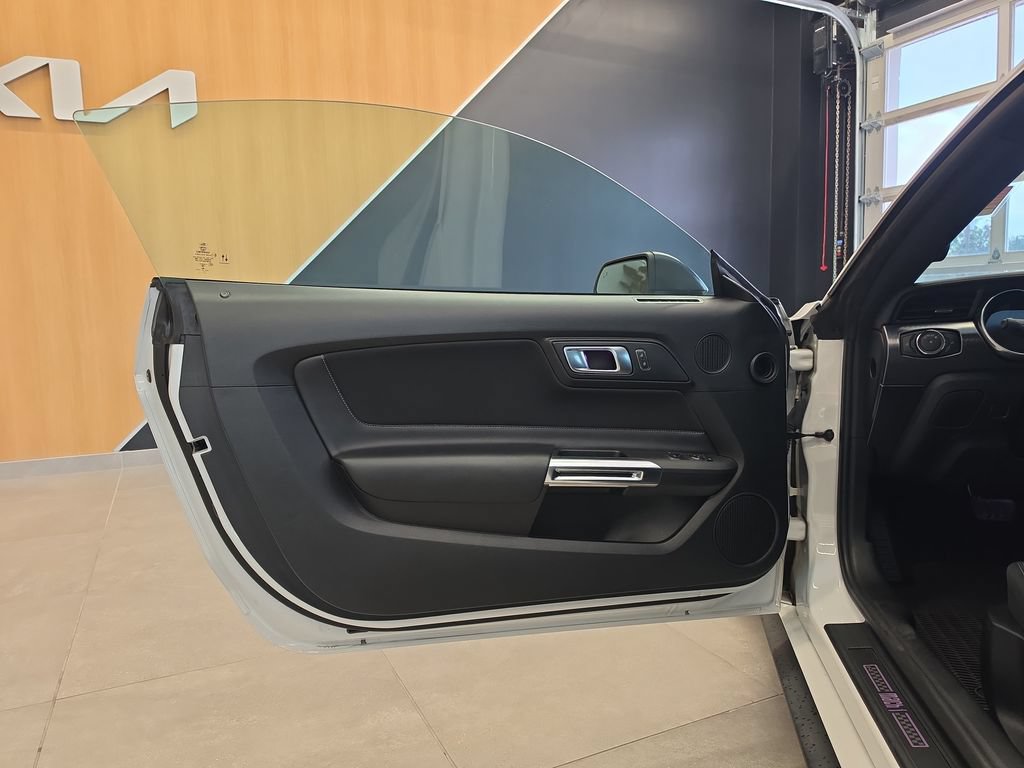 Used 2021 Ford Mustang Mach 1 RWD image 15
