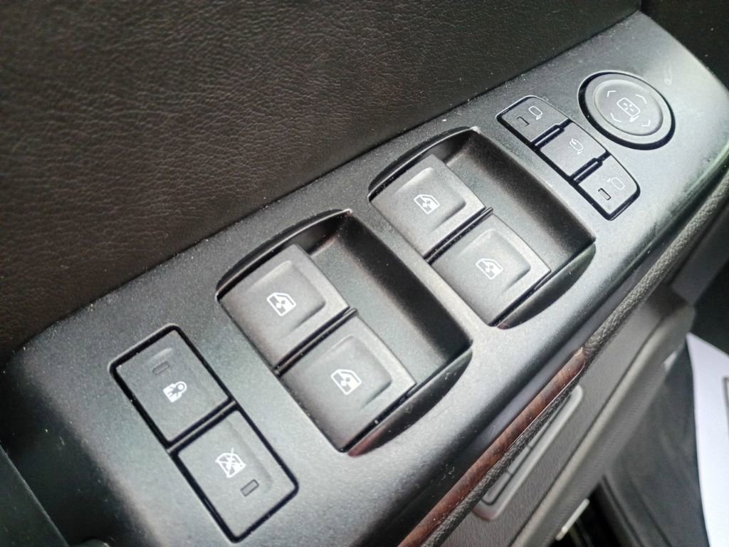 Used 2020 GMC Yukon XL SLT image 20