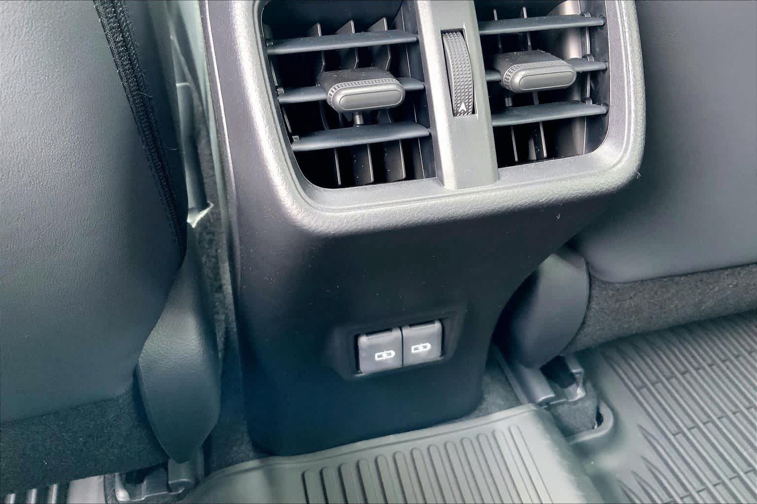 New 2026 Lexus UX 300h AWD image 18