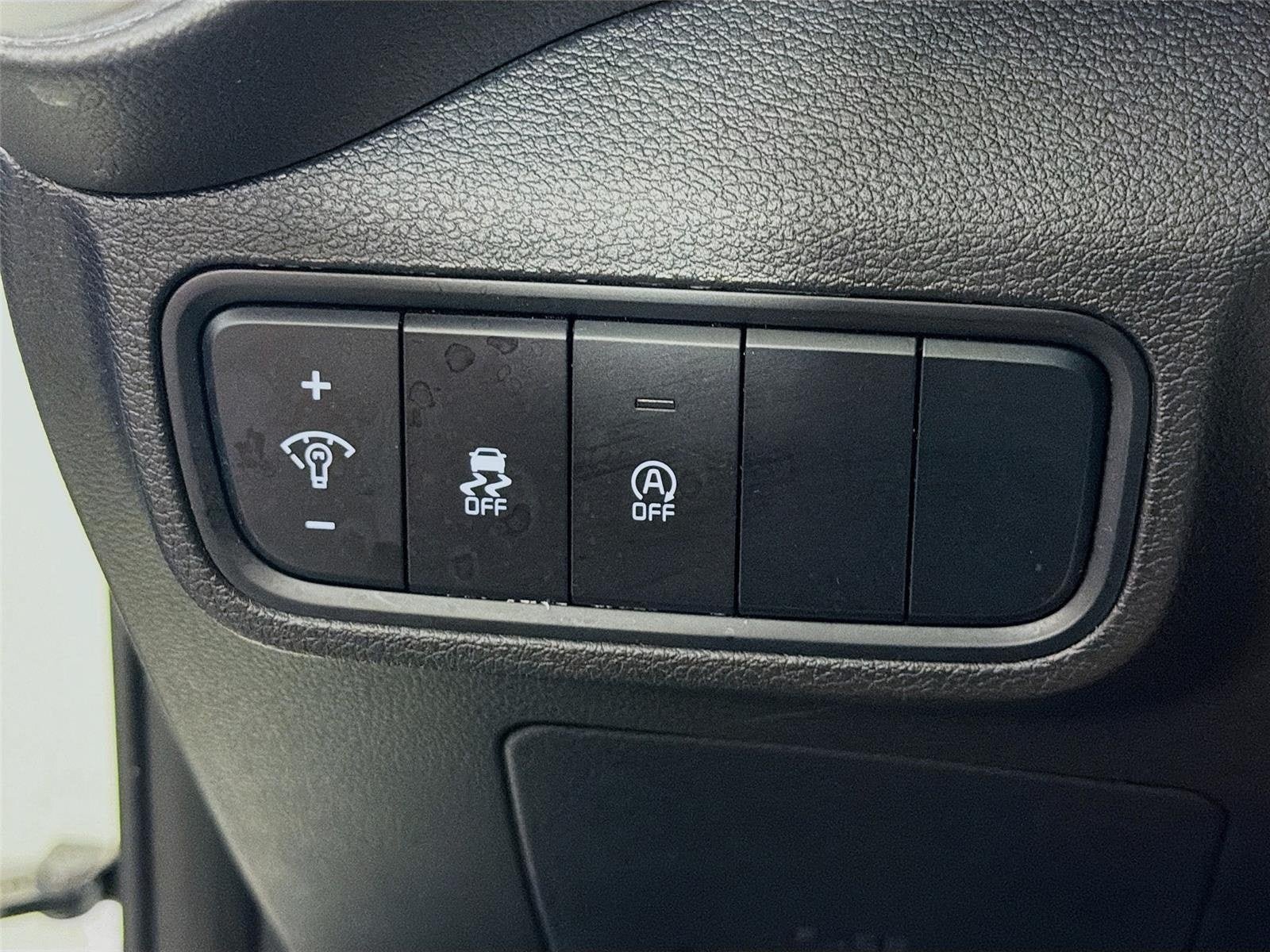 Certified 2023 Kia Soul LX w/ LX Technology Package FWD image 10