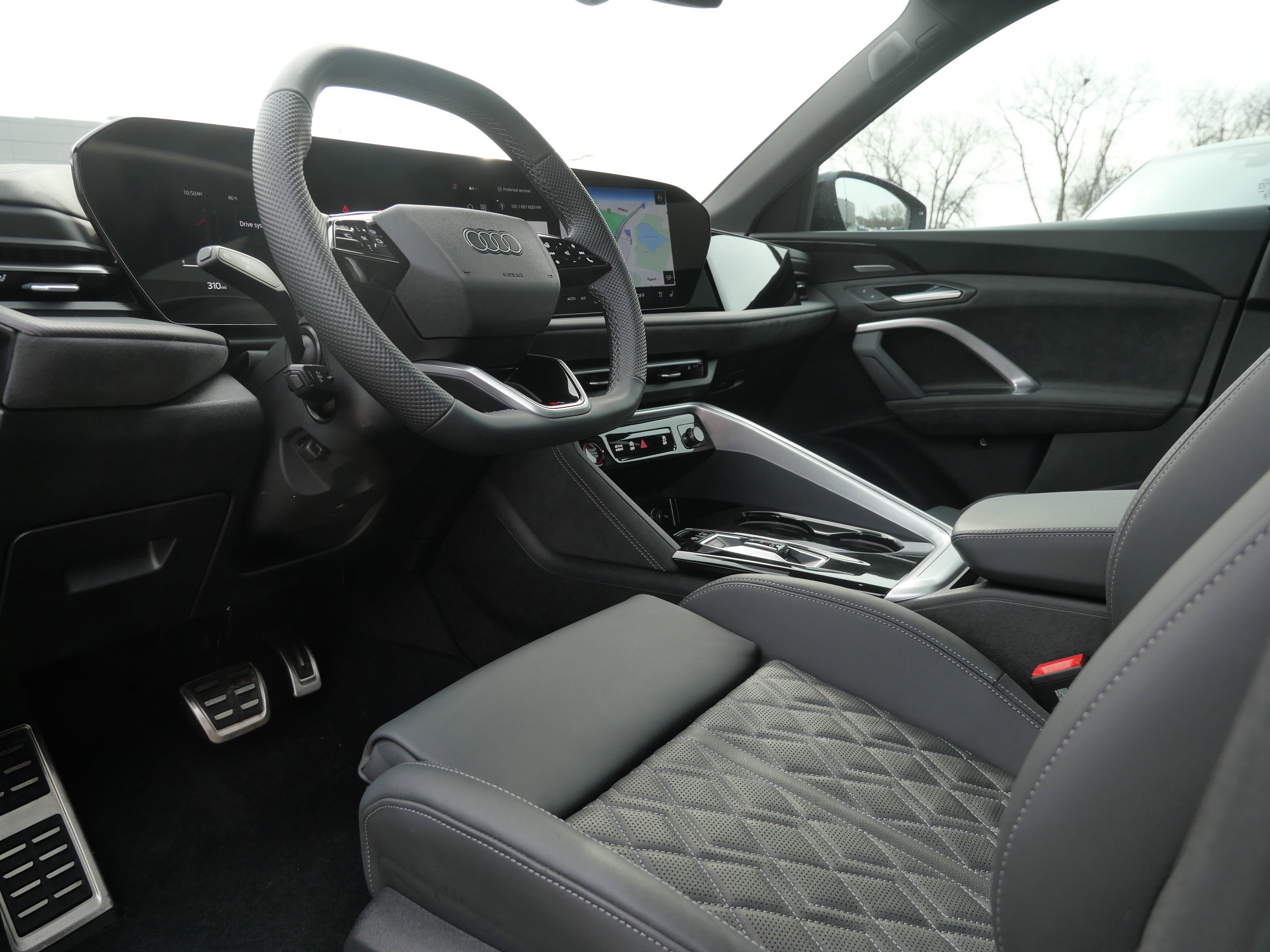 Used 2025 Audi SQ5 Premium Plus image 13