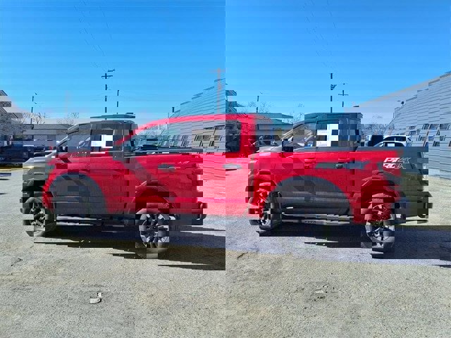 Used 2023 Nissan Titan PRO-4X w/ Pro-4x Convenience Package image 18