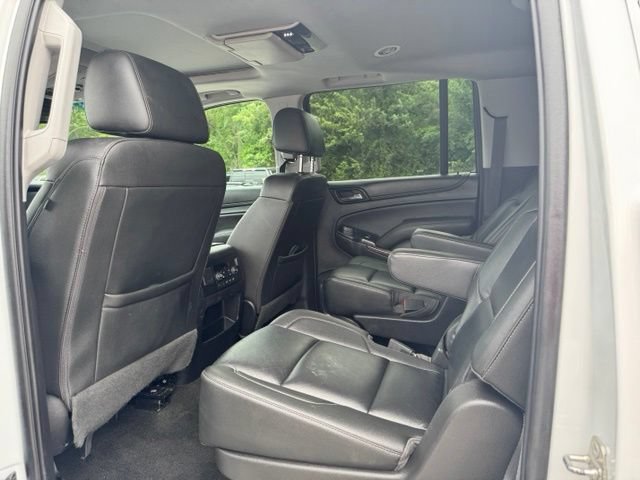 Used 2018 Chevrolet Suburban LT w/ LT Signature Package RWD image 30