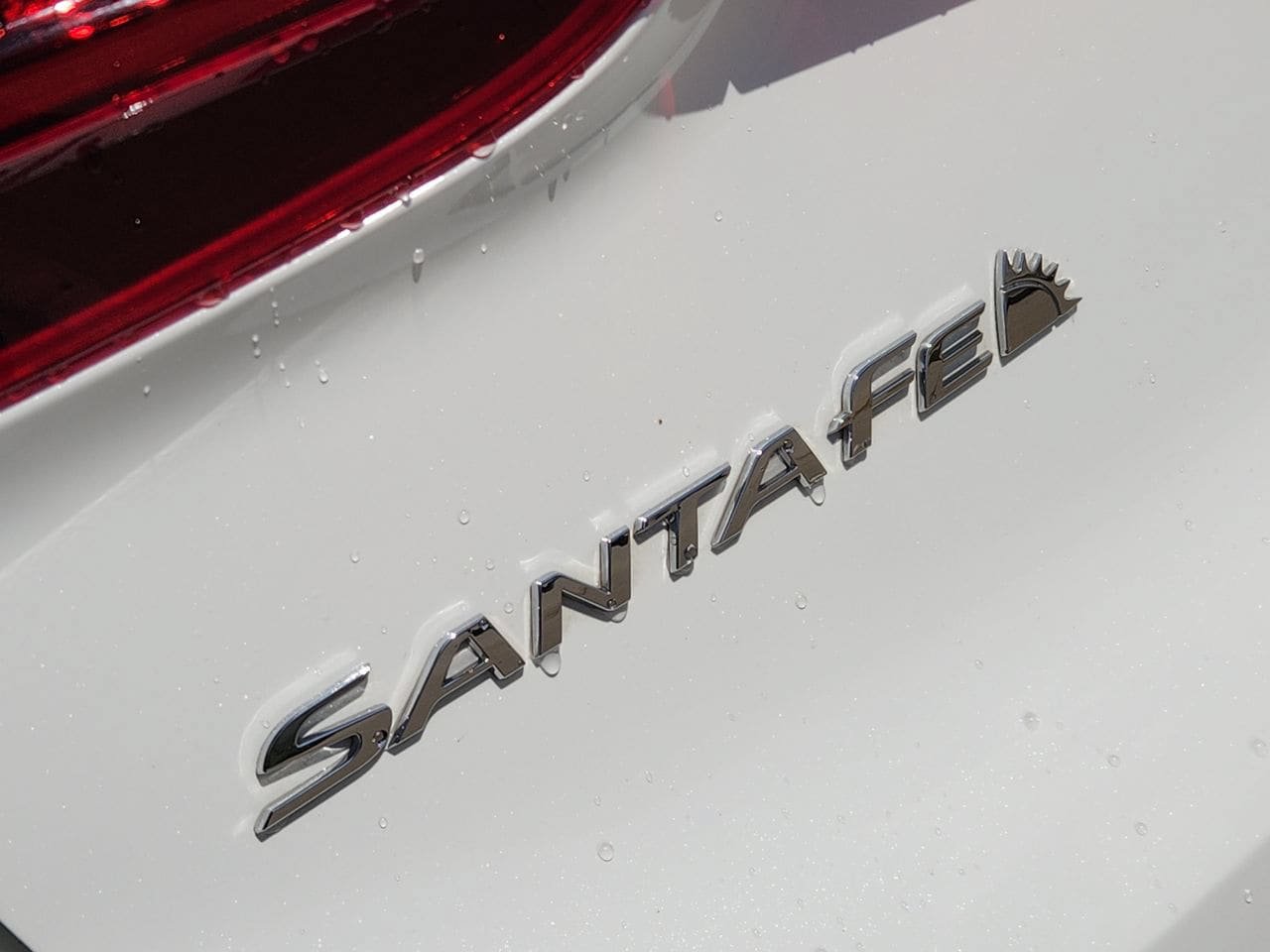 Used 2023 Hyundai Santa Fe SEL w/ Premium Package FWD image 9