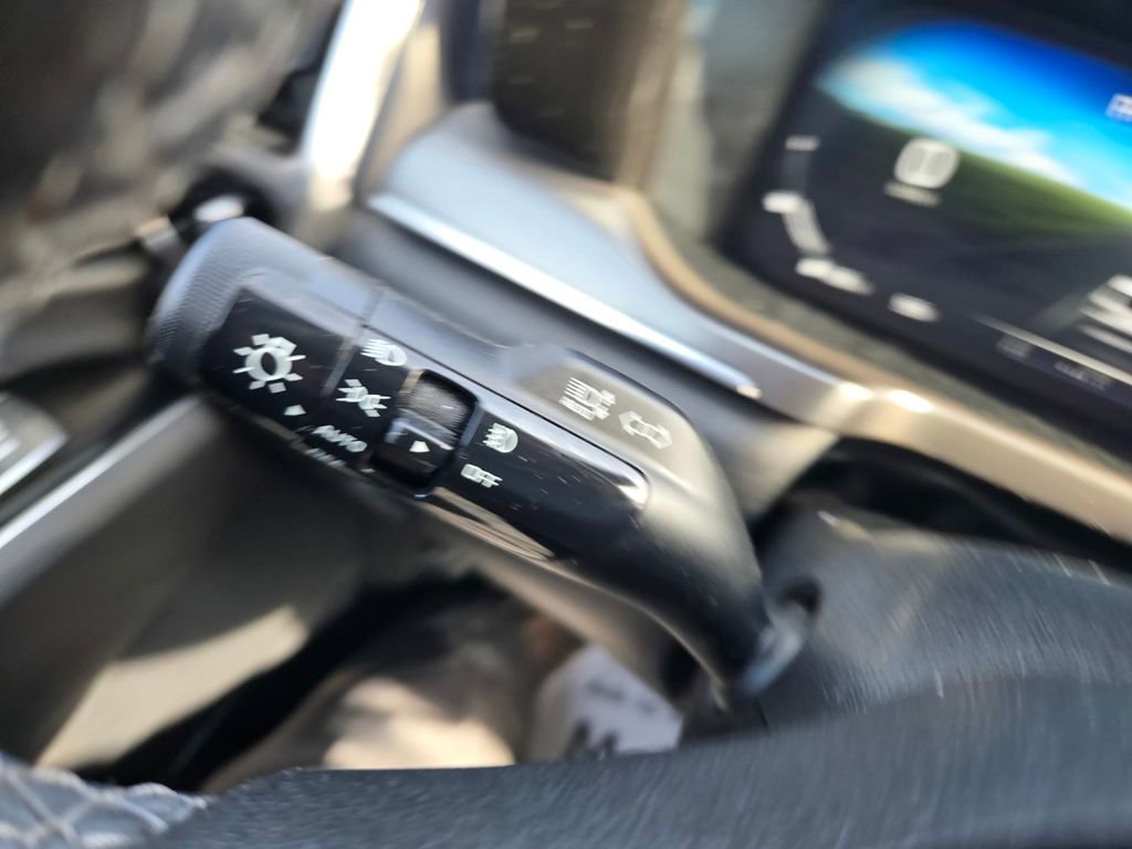 Used 2023 Kia Sorento SX image 21