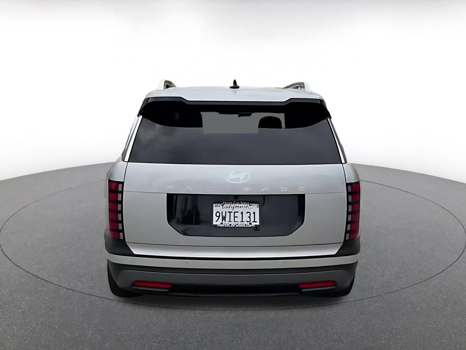 Used 2026 Hyundai Palisade SEL FWD image 10