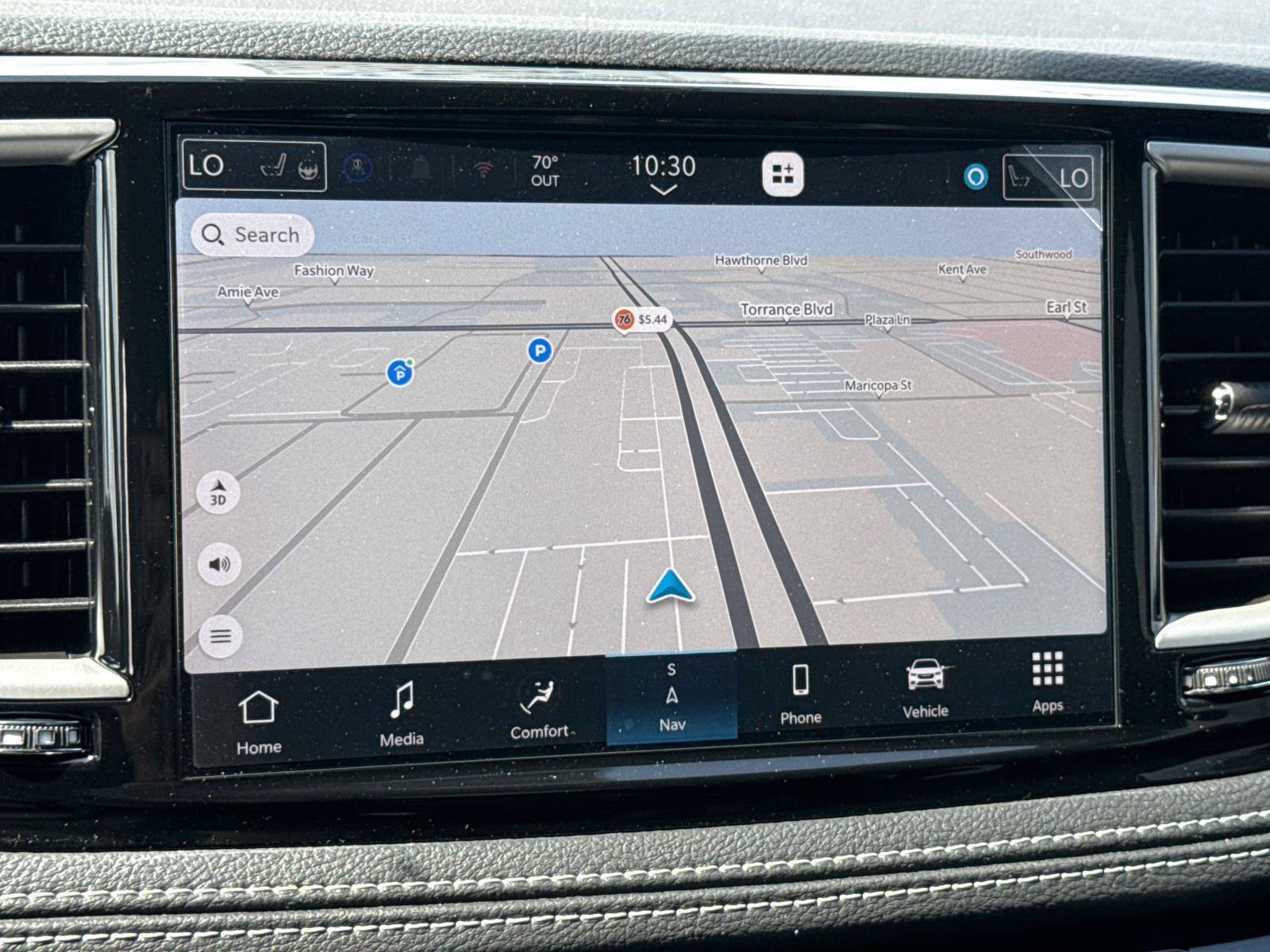 New 2027 Chrysler Pacifica Select w/ Family Tech Group AWD/4WD image 18