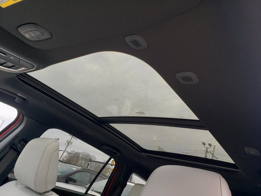 New 2026 Jeep Cherokee Overland w/ Trailer Tow Group image 17