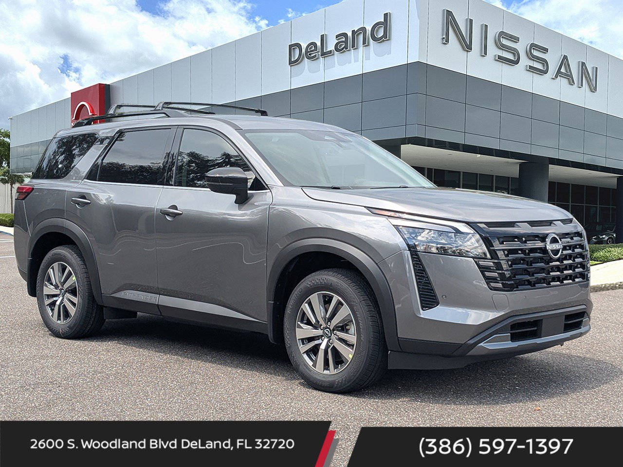 New 2026 Nissan Pathfinder SL FWD image 1
