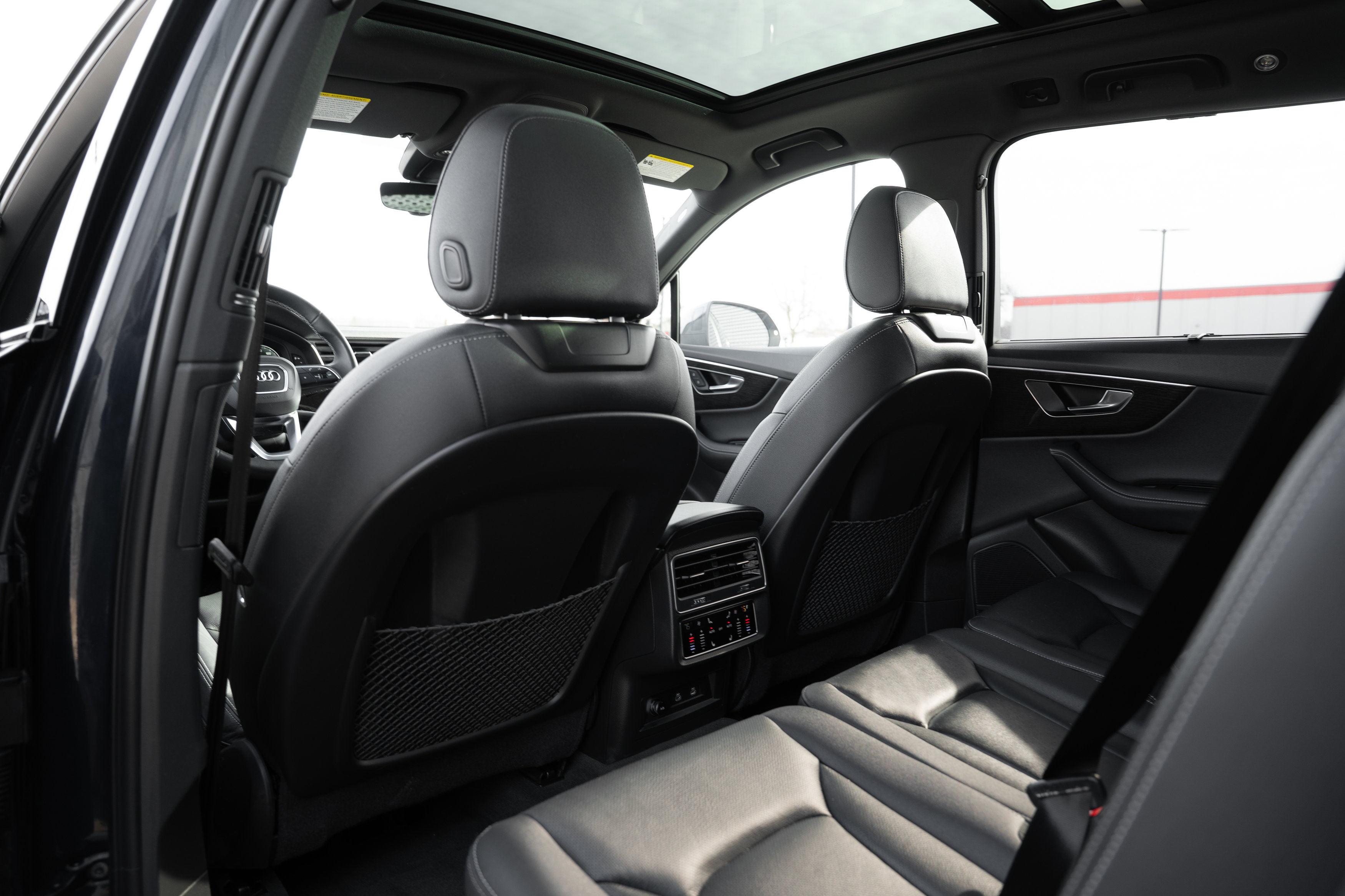 Certified 2025 Audi Q7 3.0T Premium Plus w/ Premium Plus Package image 27