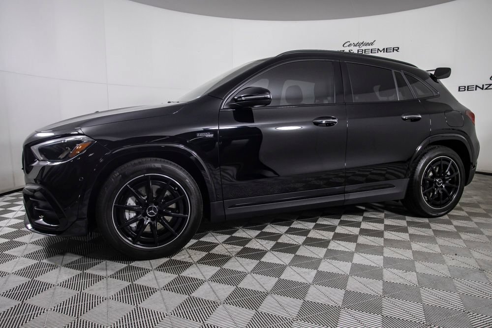 Used 2025 Mercedes-Benz GLA 35 AMG 4MATIC image 9