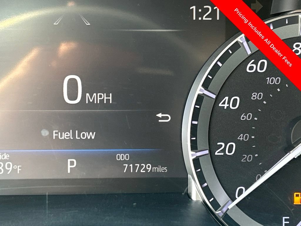Used 2022 Toyota Highlander XSE FWD image 11