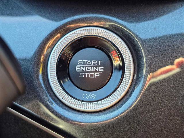 Used 2023 Jeep Grand Cherokee Altitude image 34