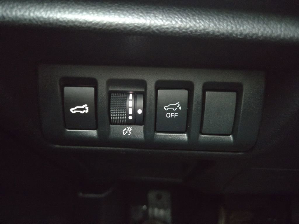 Used 2020 Subaru Outback Premium AWD/4WD image 19