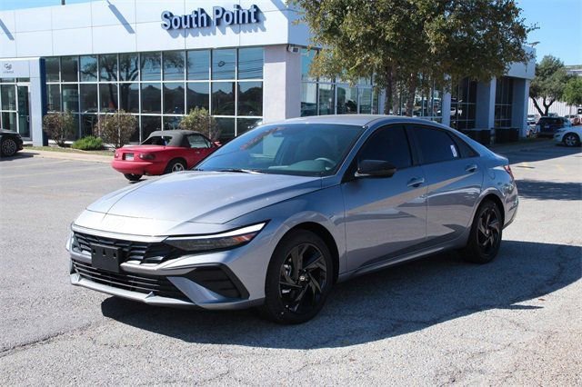 Certified 2026 Hyundai Elantra Sport image 8