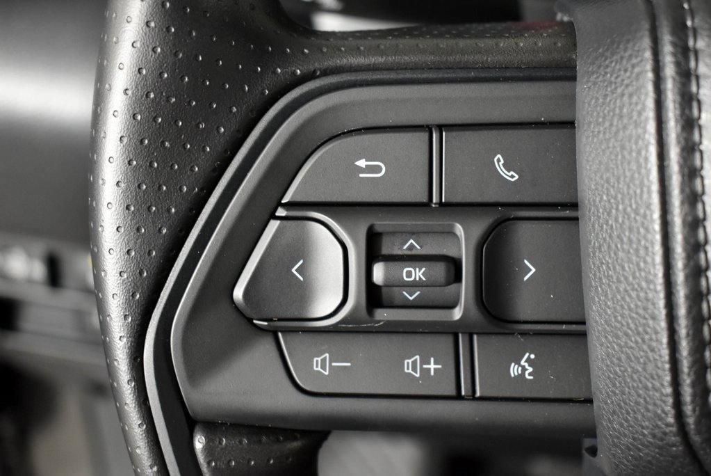 New 2025 Toyota Tundra SR image 30