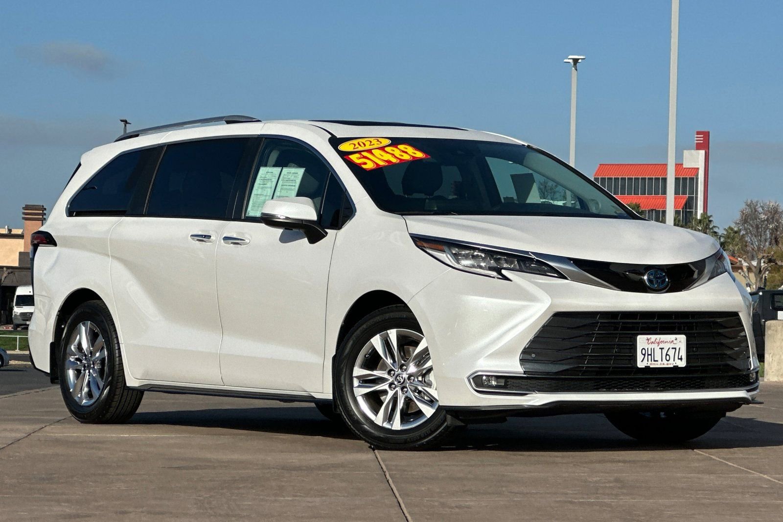 Certified 2023 Toyota Sienna Limited video 2