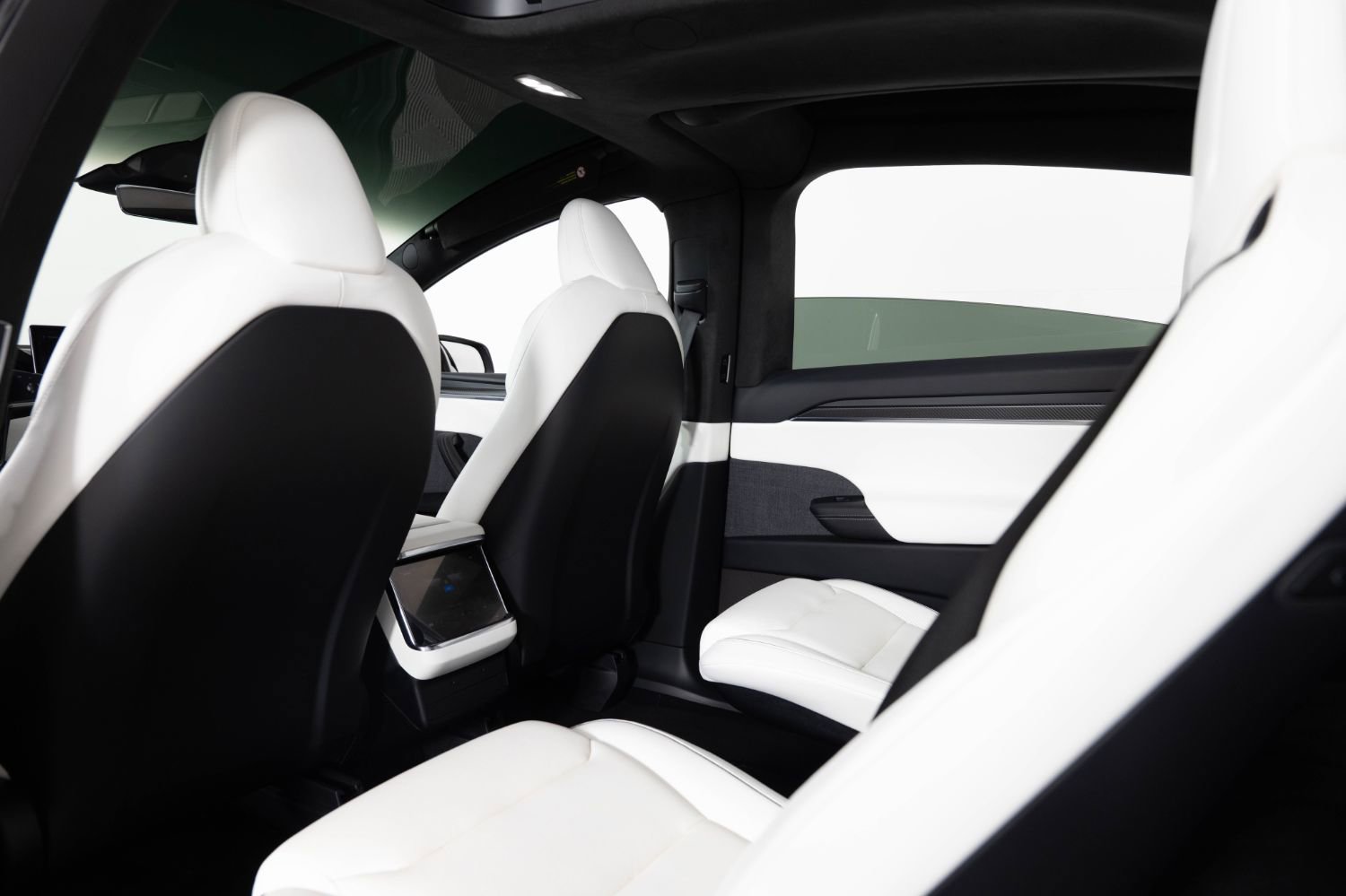 Used 2022 Tesla Model X Plaid image 20