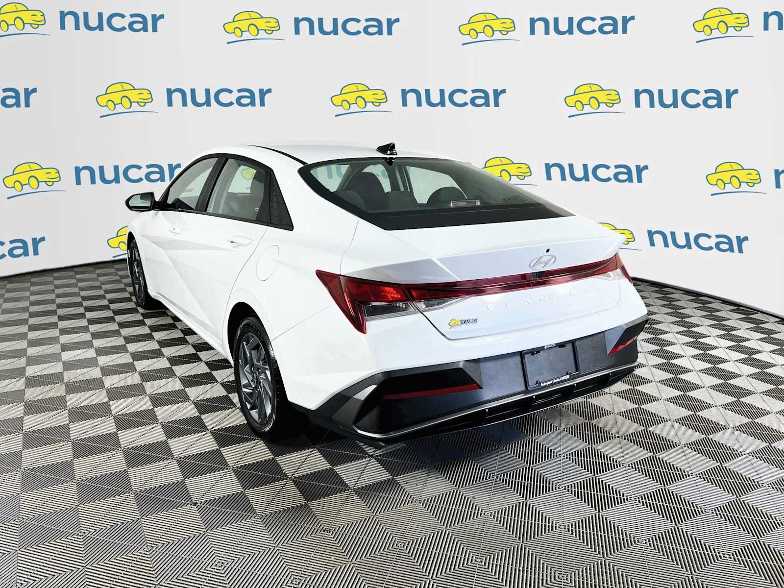 Certified 2024 Hyundai Elantra SEL FWD image 5