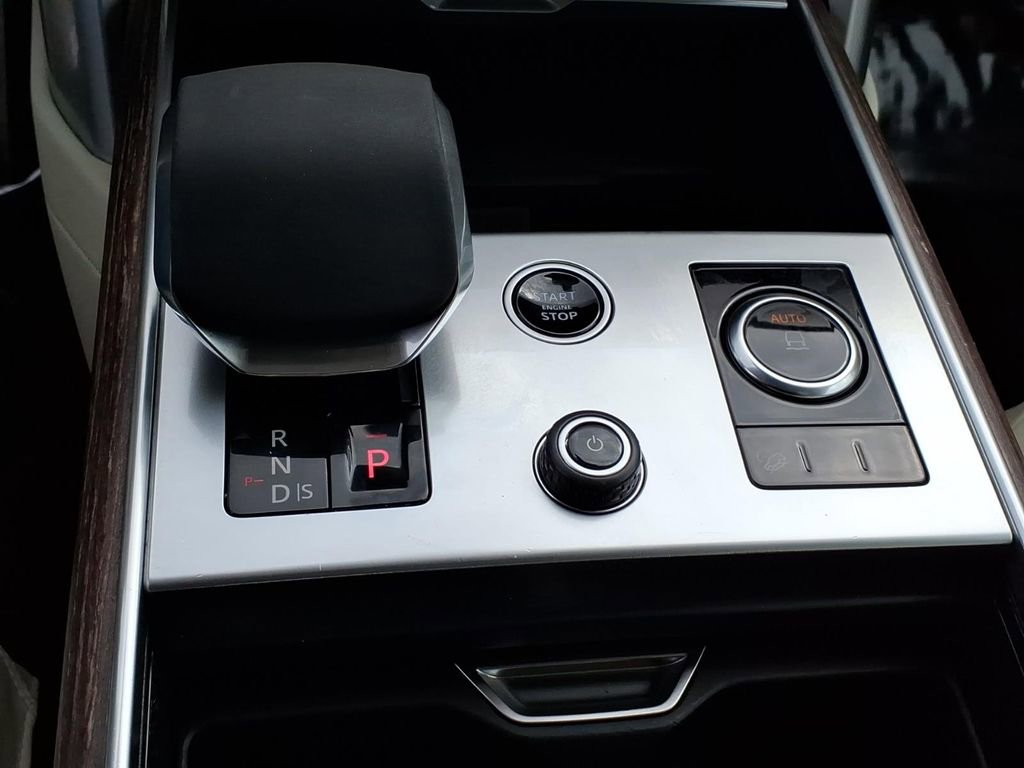 Used 2023 Land Rover Range Rover SE AWD/4WD image 21