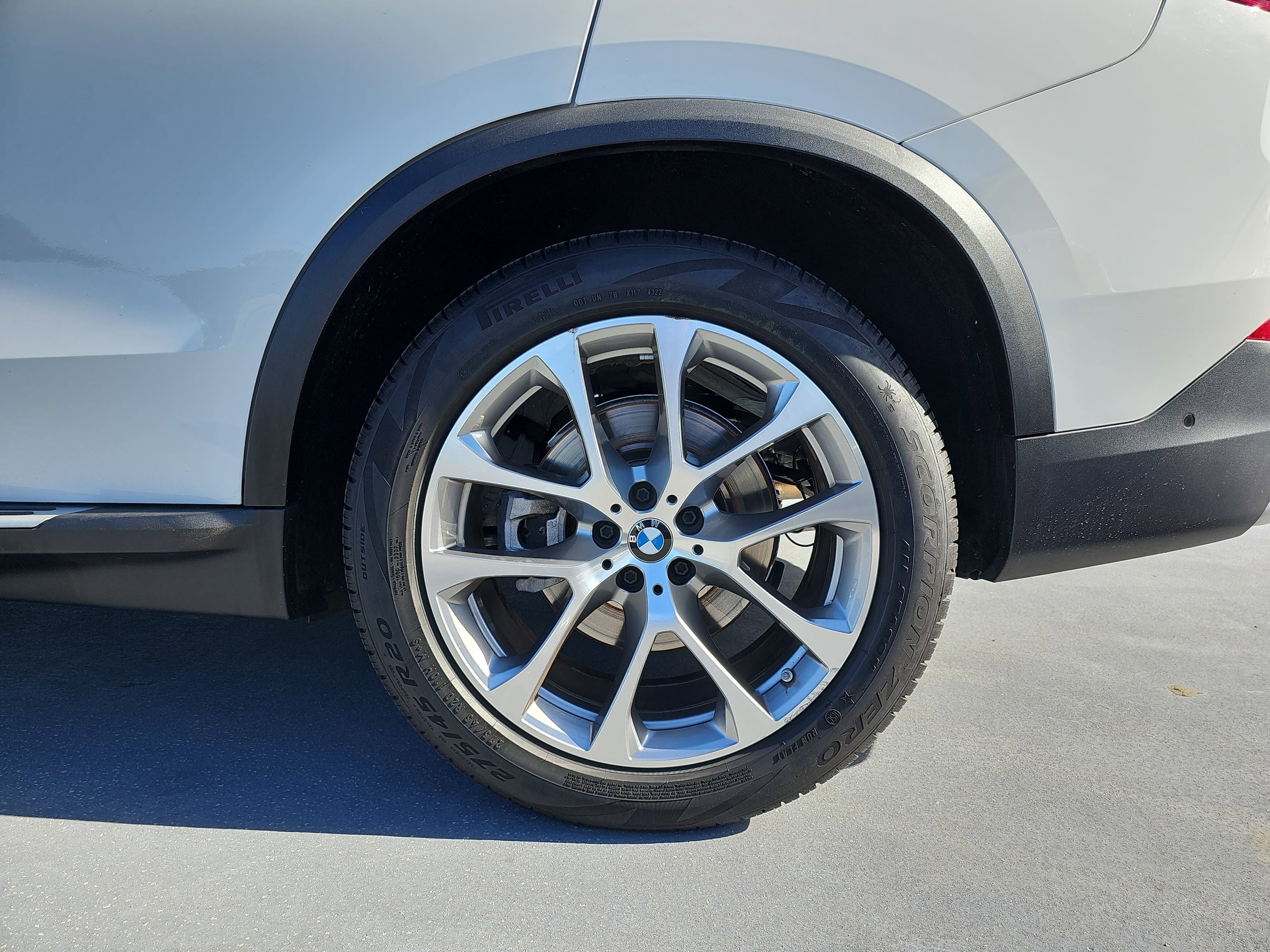 Used 2023 BMW X5 sDrive40i w/ Parking Assistance Package image 35