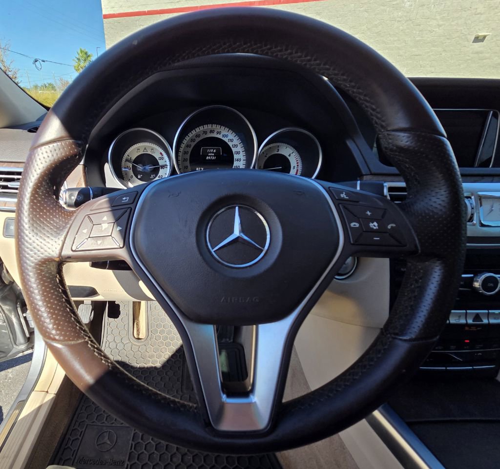 Used 2014 Mercedes-Benz E 250 BlueTEC Sedan image 15