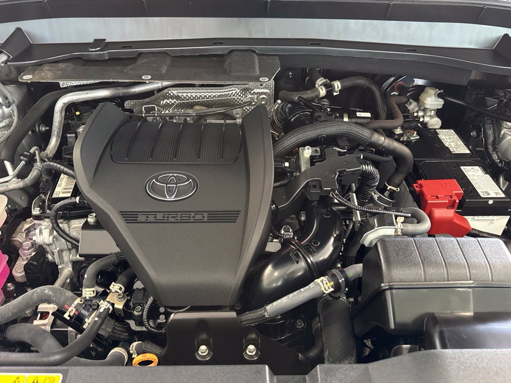Certified 2024 Toyota Grand Highlander FWD image 37