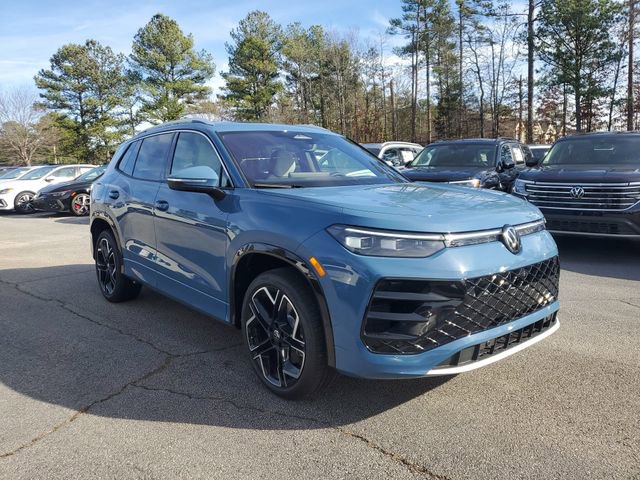 New 2026 Volkswagen Tiguan SEL R-Line image 3