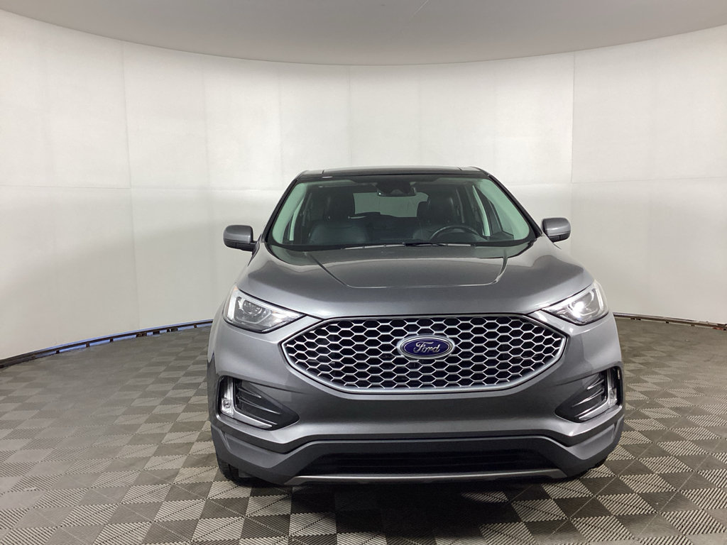 Used 2023 Ford Edge SEL w/ Convenience Package AWD/4WD image 6
