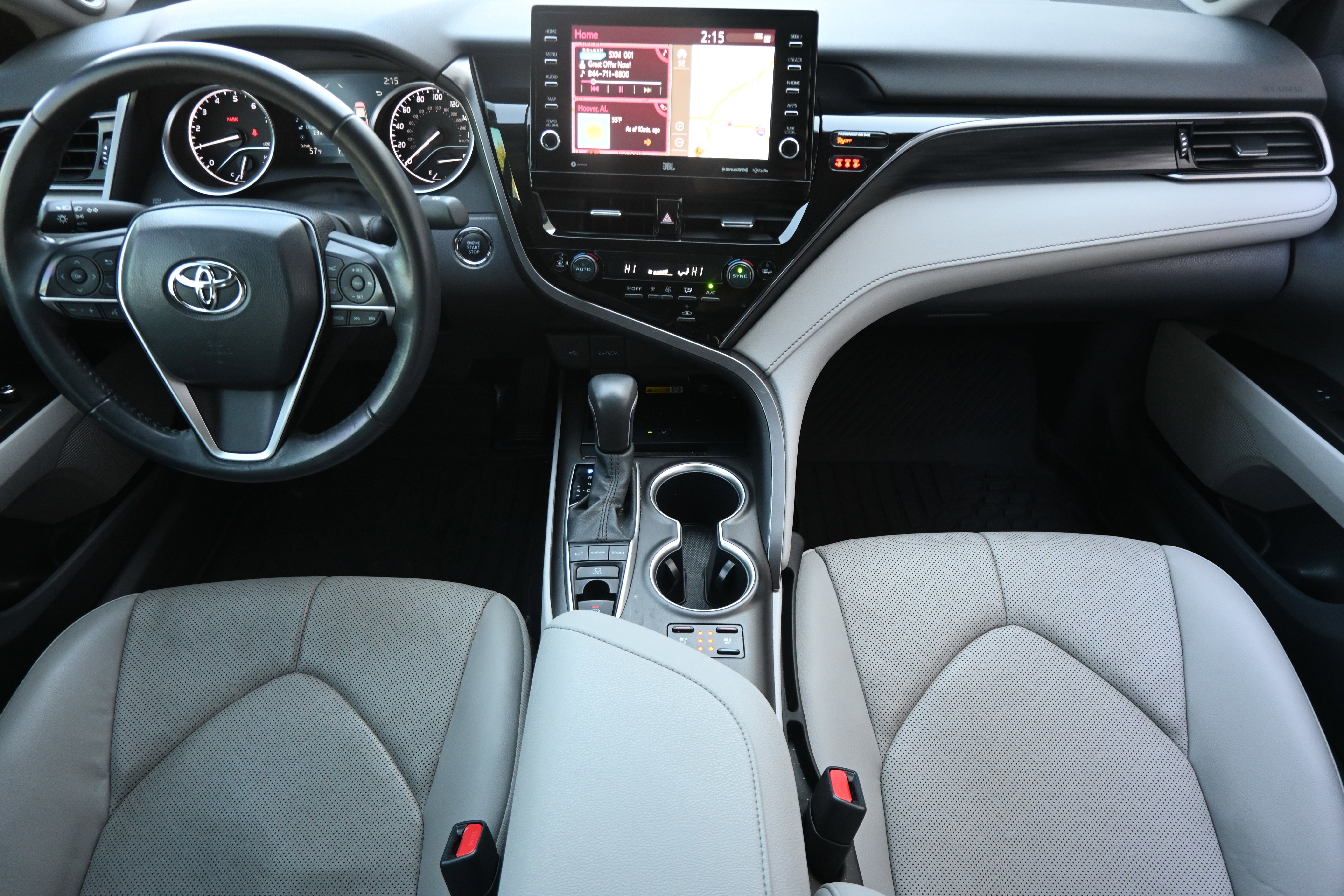 Used 2024 Toyota Camry XLE image 32