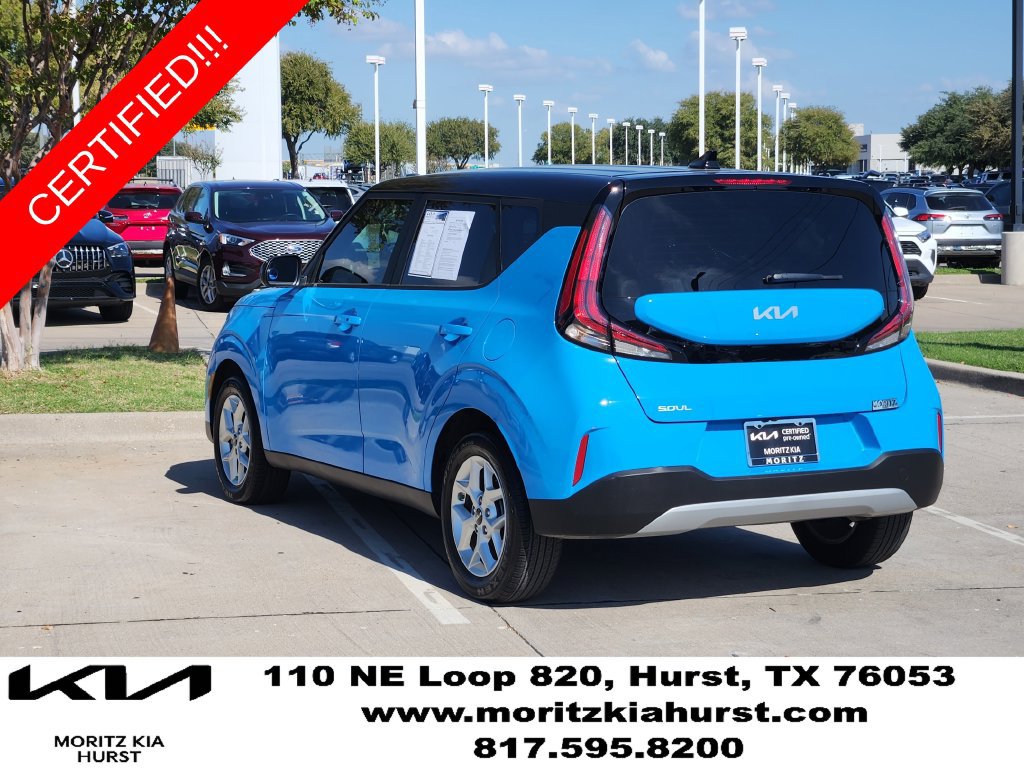 Certified 2023 Kia Soul S FWD image 3