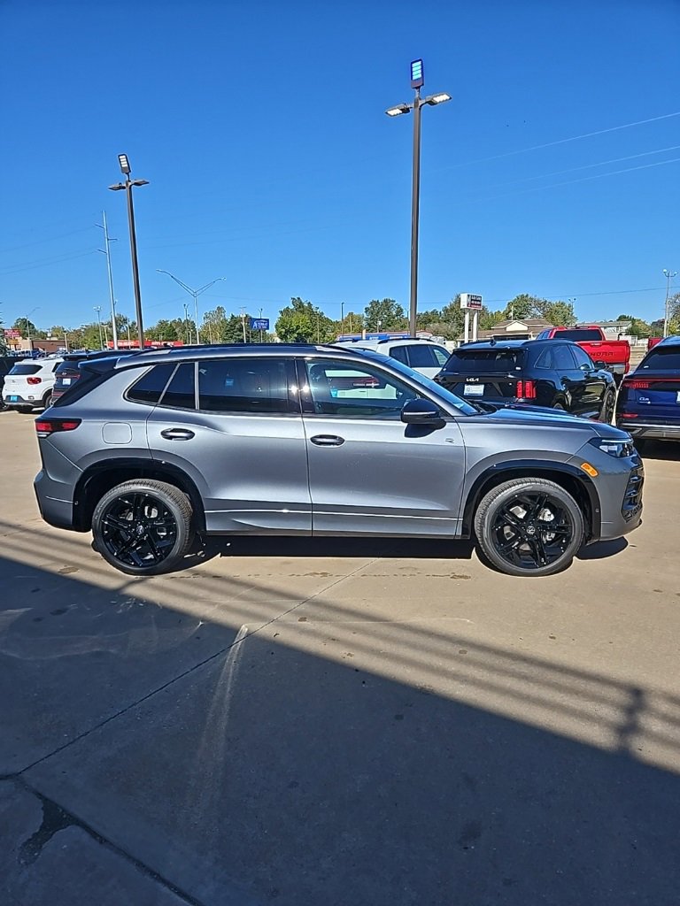 New 2026 Volkswagen Tiguan SE R-Line image 4