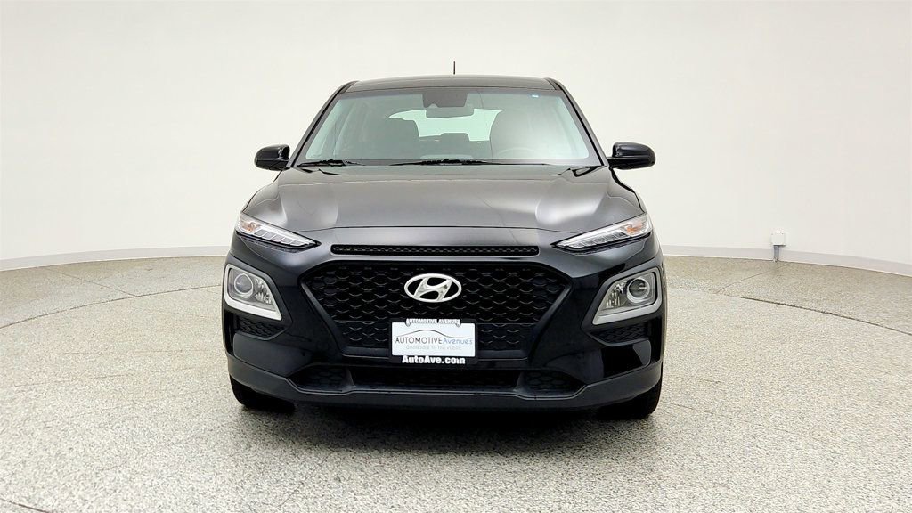Used 2021 Hyundai Kona SE FWD image 2