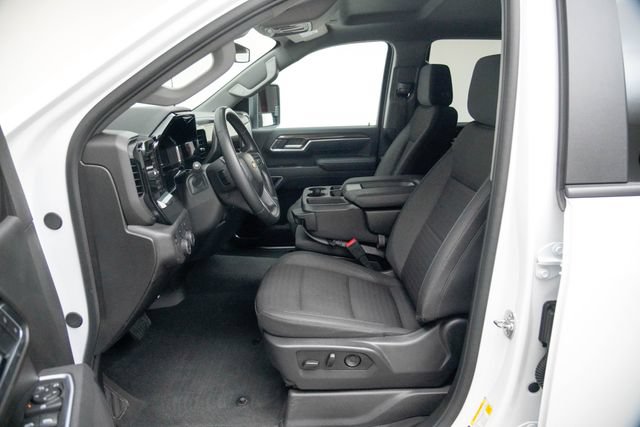 Used 2025 Chevrolet Silverado 2500 LT w/ Convenience Package AWD/4WD image 24