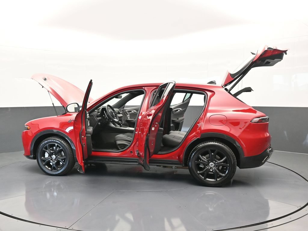 Used 2024 Dodge Hornet R/T Plus w/ R/T Blacktop Package AWD/4WD image 73