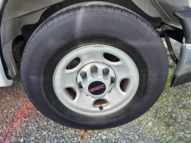 Used 2022 GMC Savana 2500 w/ Driver Convenience Package RWD image 13