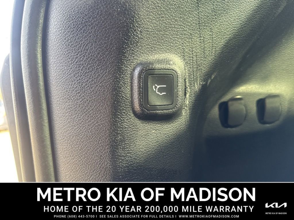 Used 2021 Jeep Cherokee Latitude Lux 80th Anniv w/ Quick Order Package 26U 80TH image 34