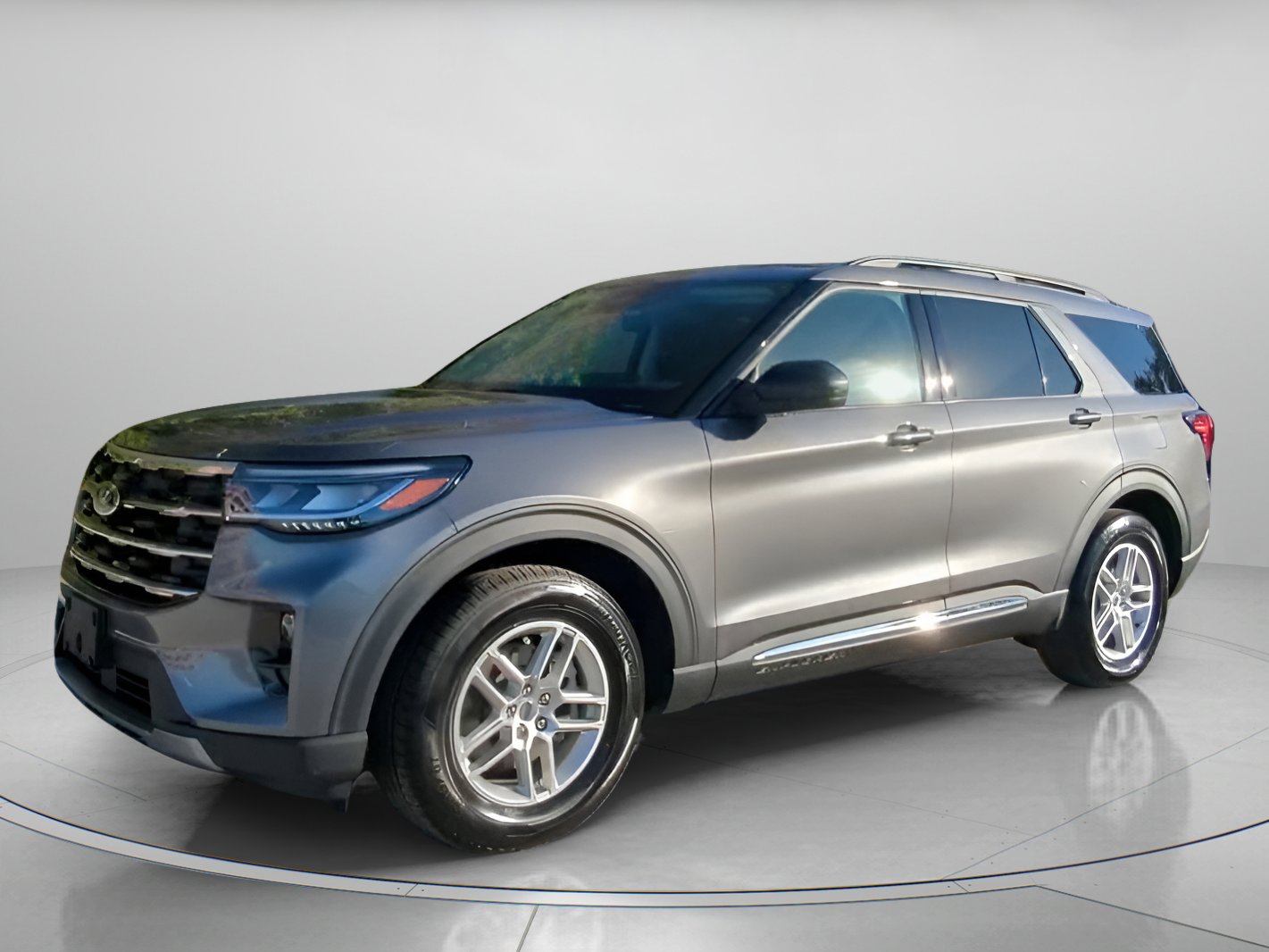 New 2025 Ford Explorer Active w/ Active Comfort Package image 12