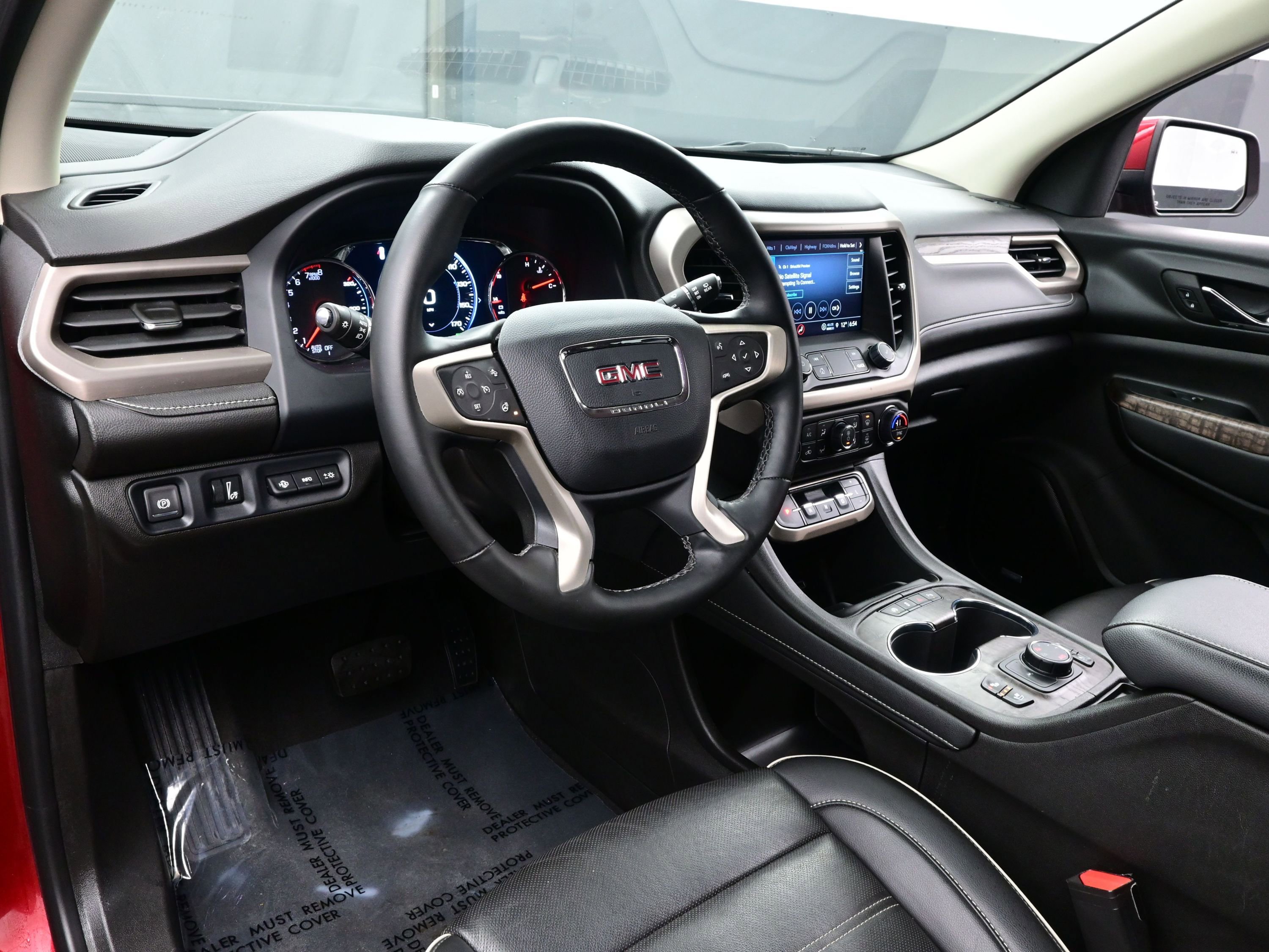 Used 2023 GMC Acadia Denali w/ Denali Ultimate Package image 13