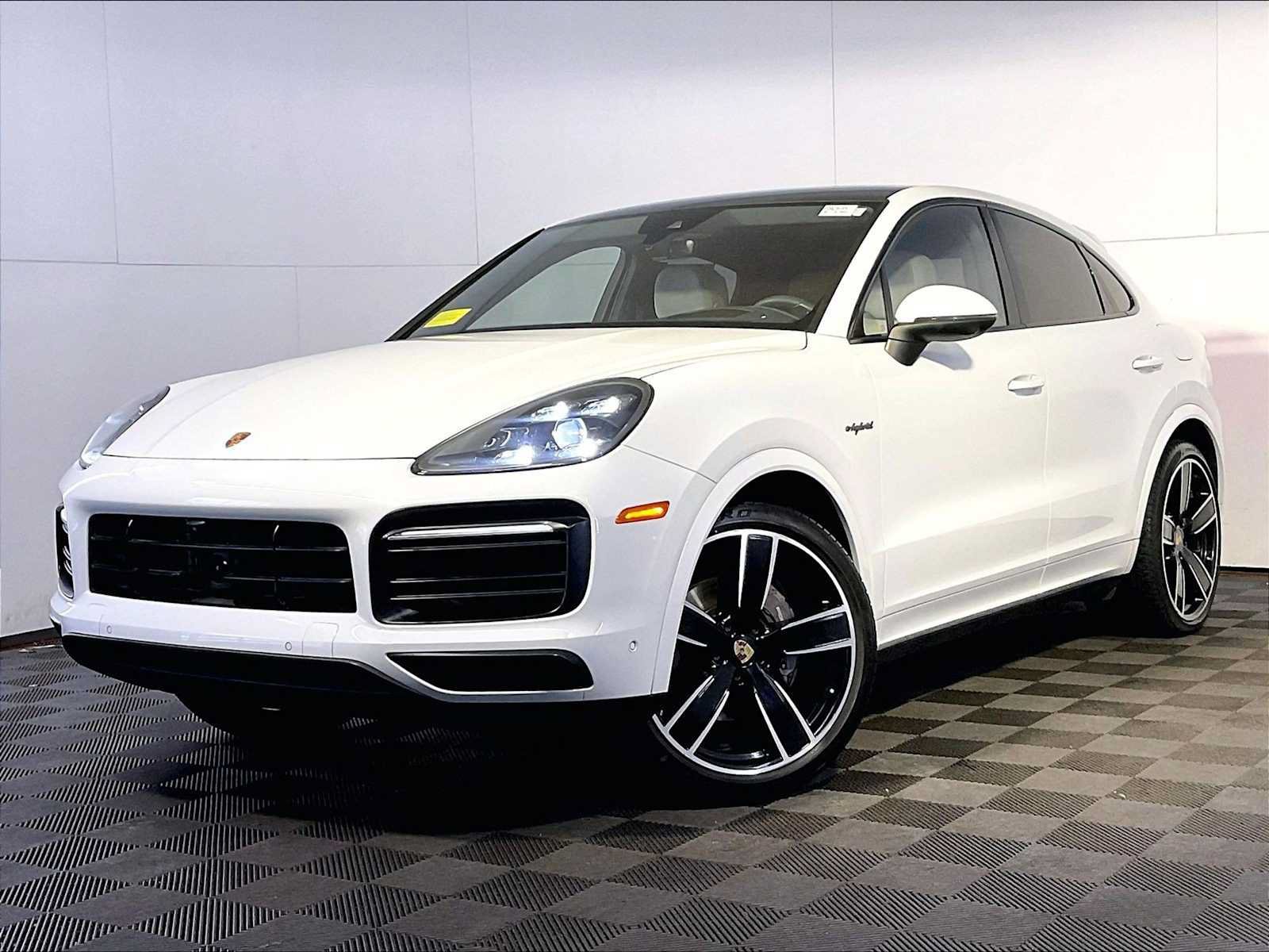 Certified 2023 Porsche Cayenne Platinum Edition