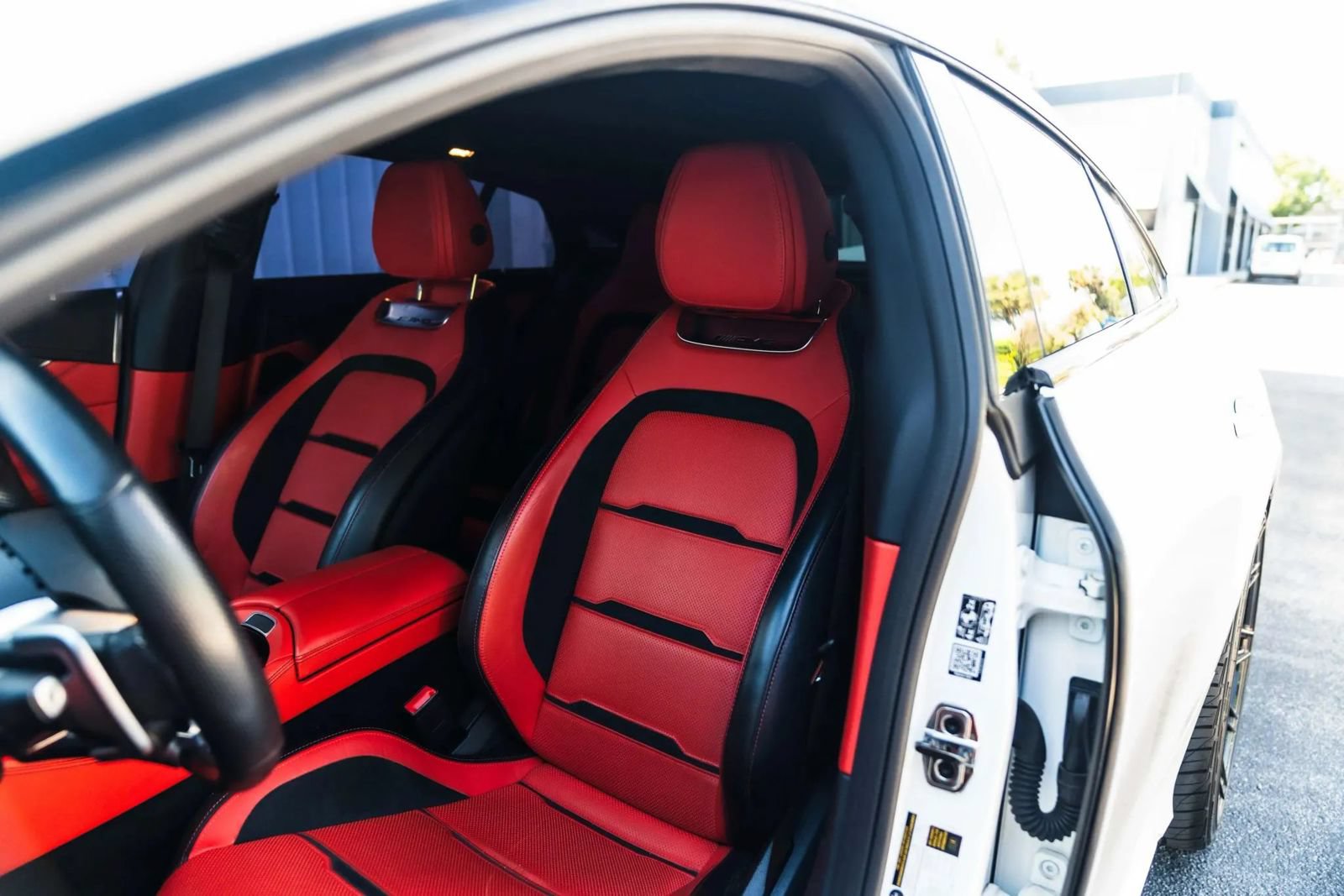 Used 2022 Mercedes-Benz AMG GT 43 image 20