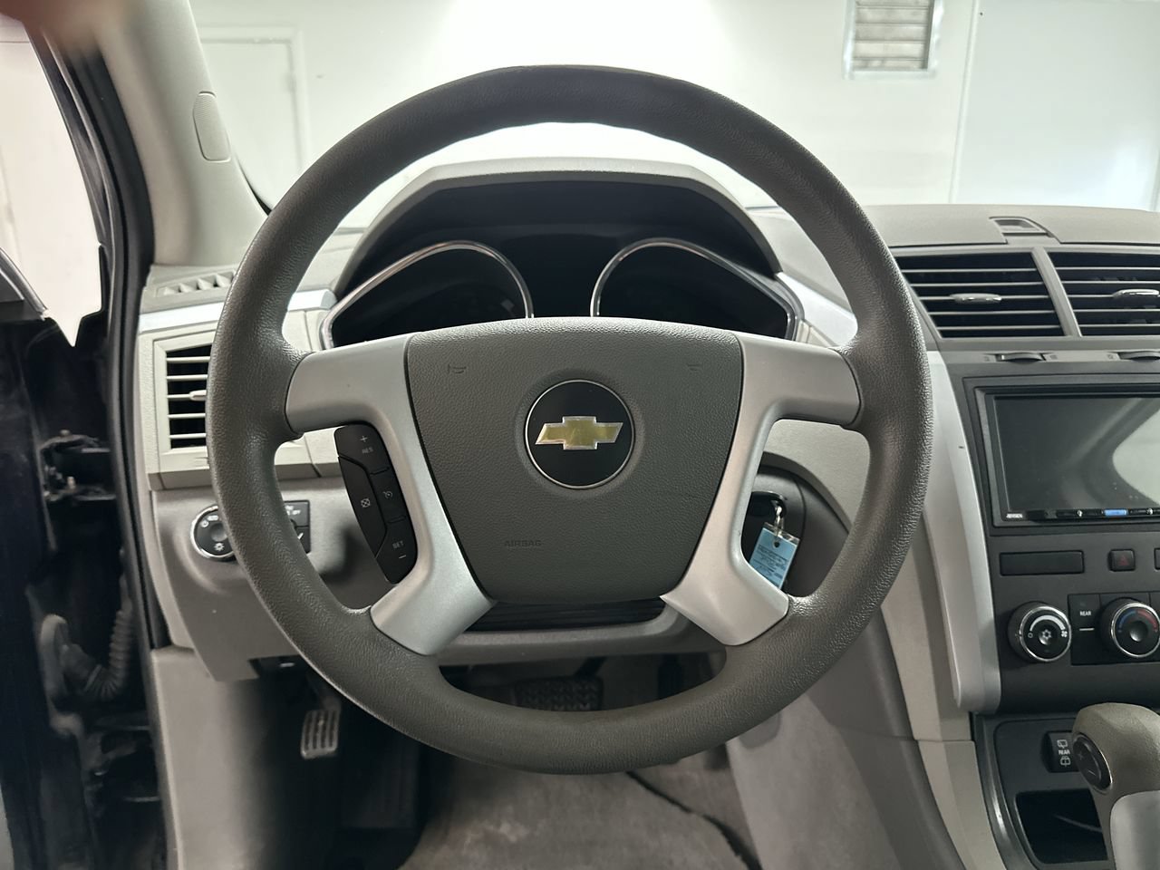 Used 2012 Chevrolet Traverse LS FWD image 13