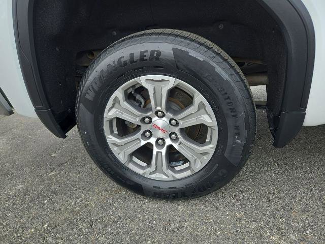 Used 2022 GMC Sierra 1500 SLE image 2