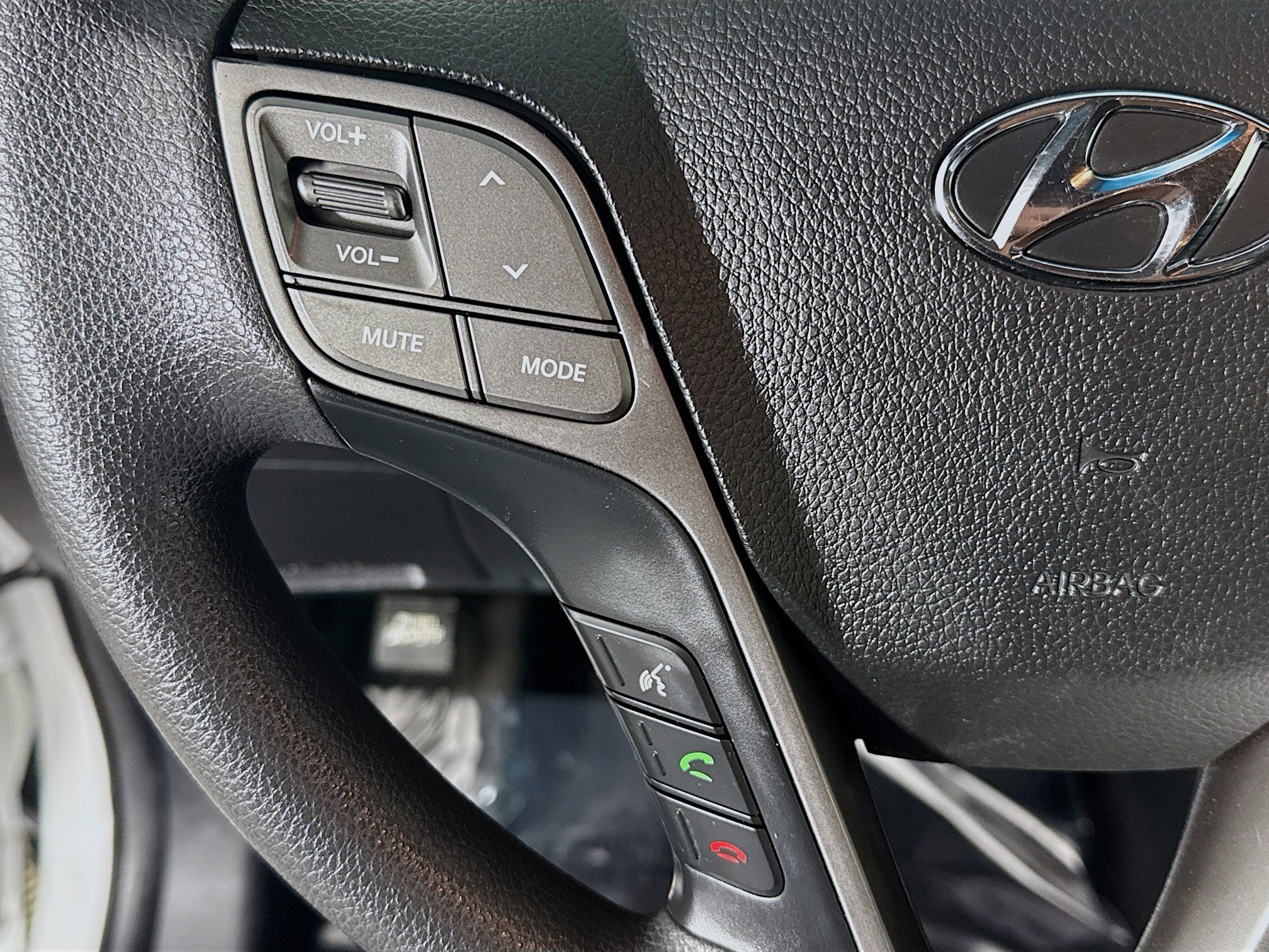Used 2017 Hyundai Santa Fe Sport image 14