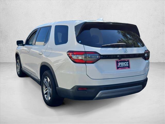 Certified 2025 Honda Pilot EX-L image 8