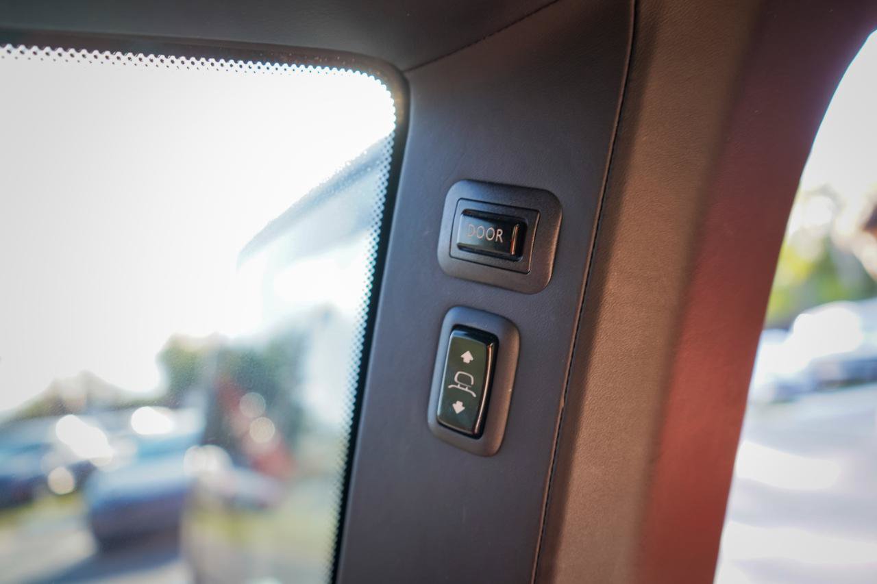 Used 2019 Rolls-Royce Cullinan AWD/4WD image 17